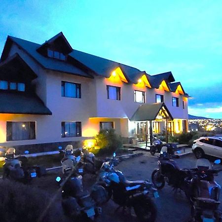 Meulen Hosteria Y Apart Ел Калафате Екстериор снимка