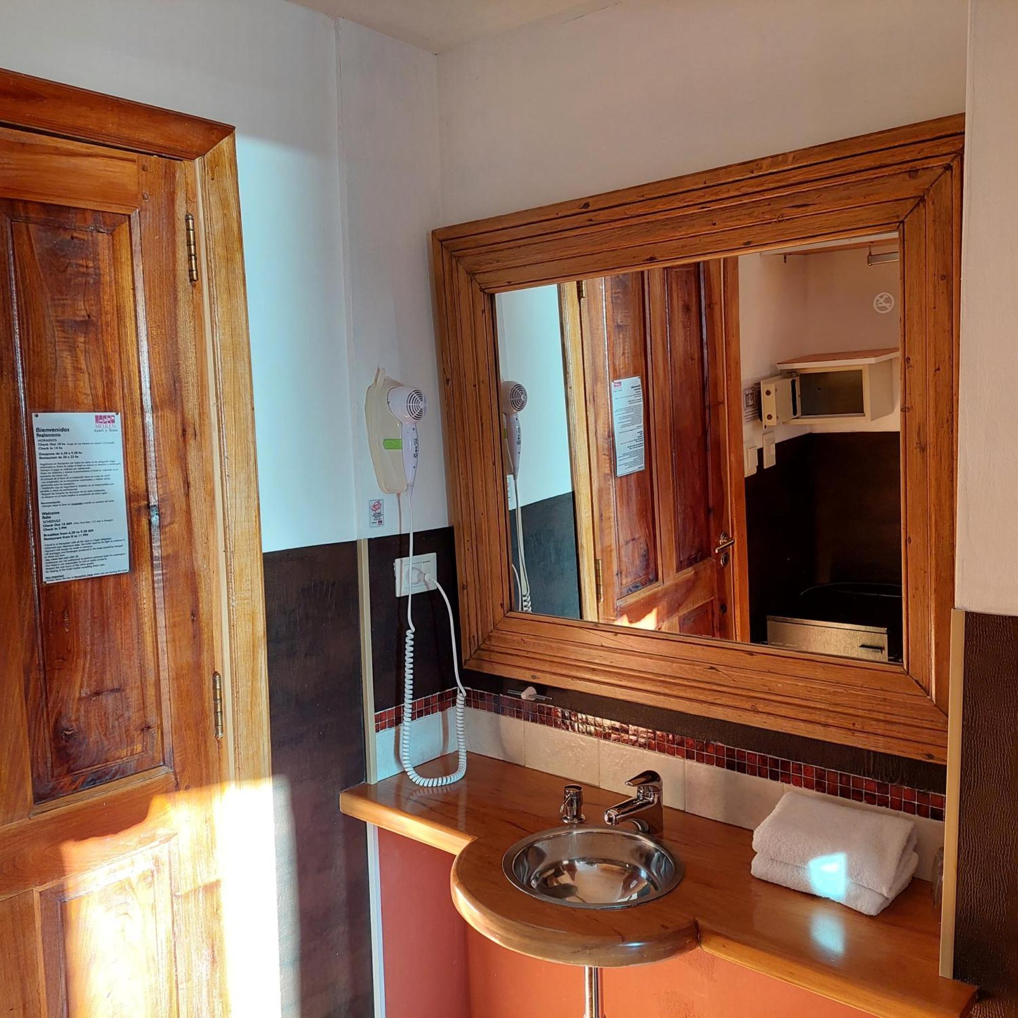 Meulen Hosteria Y Apart Ел Калафате Екстериор снимка