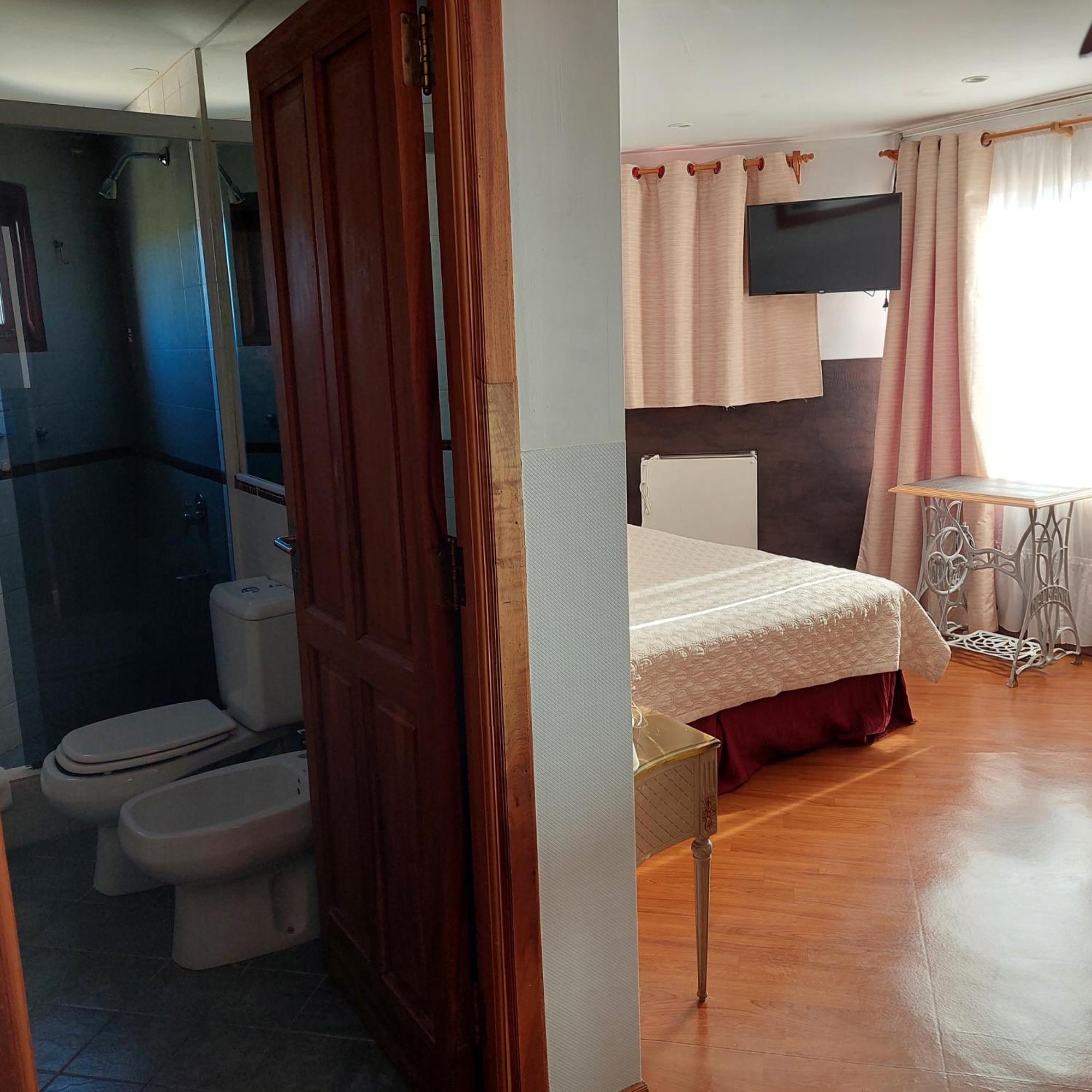 Meulen Hosteria Y Apart Ел Калафате Екстериор снимка